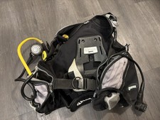 Mares H.U.B. Scuba BC Buoyancy