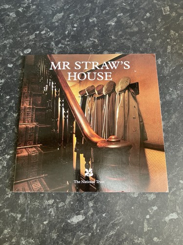 Straw house - mr, straw's