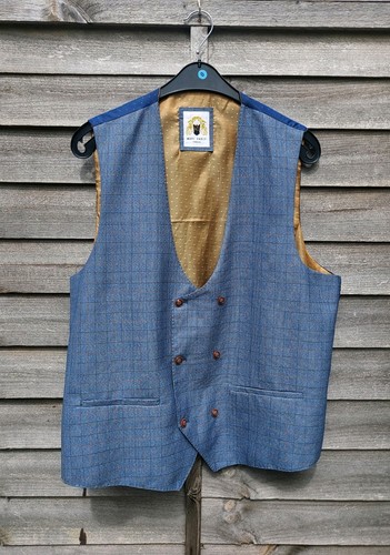 Gorgeous marc darcy suit - marc,