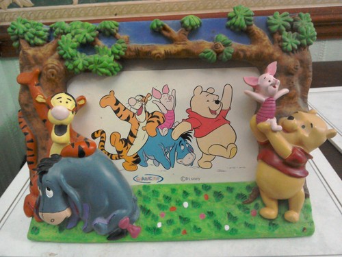 Retro disney store winnie the - store,