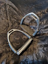 Steel Flexi Iron Stirrups for Horse Riding Safety Bendy Equestrian Equipment