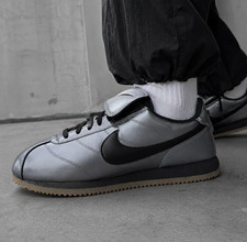 Nike cortez leather se
