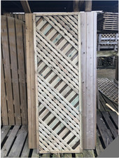 CONTEMPORARY trellis / screening panel 0.6m x 1.8m