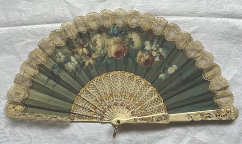 Elegant vintage 1970s lace - elegant,