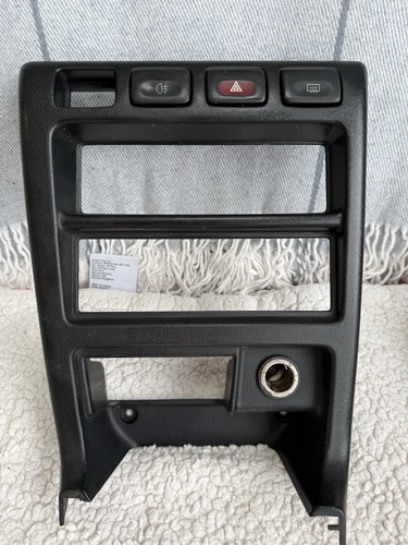 Centre console trim with - console,