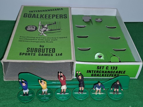 Boxed subbuteo c133 set 6 - boxed, of