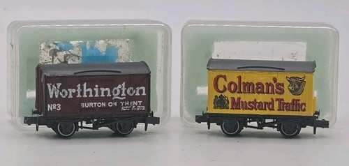 Peco gauge freight vans - n,