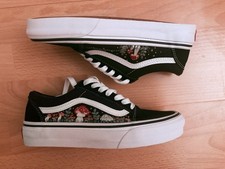 Custom, hand embroidered Halloween/autumn Themed Vans. Uk Size 3.5. Never Worn