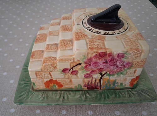 Beswick queen mary sundial - queen,