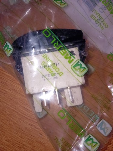 Merlo switch 081911 - switch, p/n