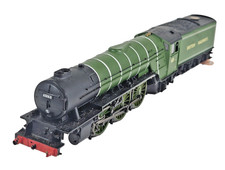 Hornby A3 Class 4-6-2 Flying Scotsman No. 60103 in BR Green Tested Runner Unbox.