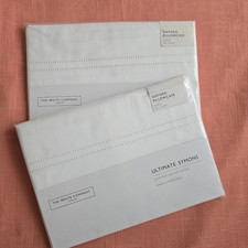 The White Company Pair Of