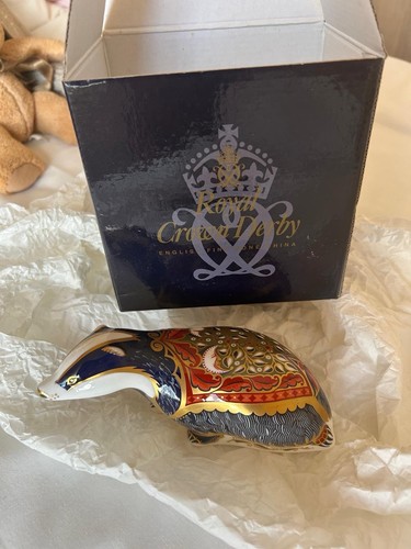 Royal crown derby paperweight - royal,