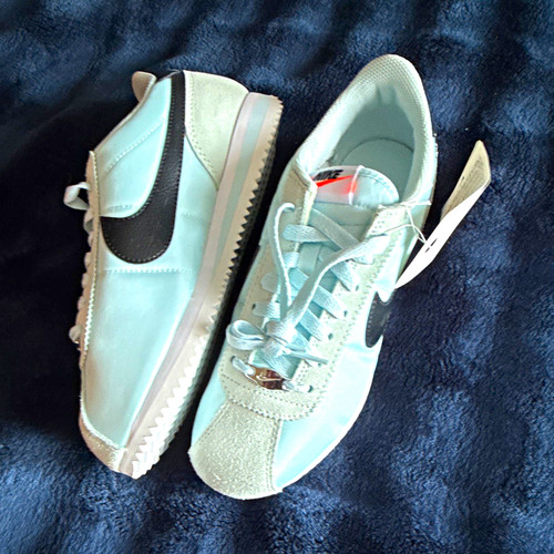 New nike cortez - new!, lace