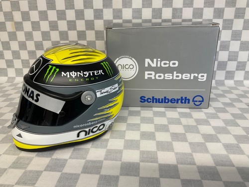 Half scale schuberth - half,