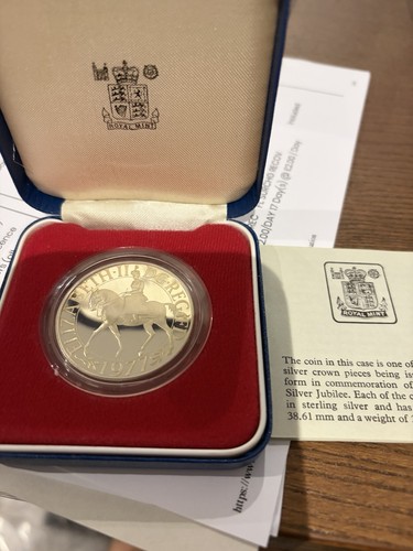 1977 queen elizabeth silver - 1977,