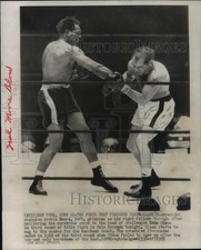1955 Press Photo Boxing