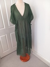 BEACH DRESS SIZE 14 / NEW/
