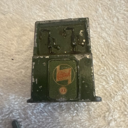 Vintage diecast castrol oil - diecast,