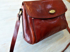 Vintage 'La moda' Leather Satchel- cross body- shoulder bag- handbag Lovely cond