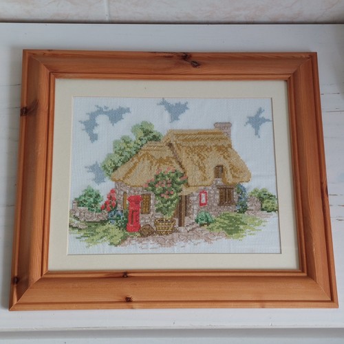 Thatched cottage country - thatched,
