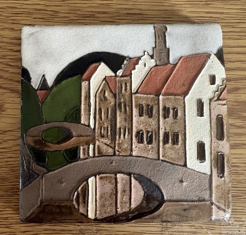 Vintage handcrafted signed - handcrafted,