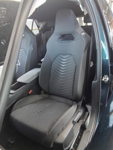 Front seat cupra born - lh,