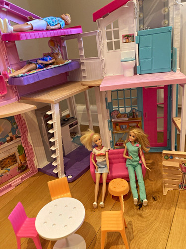 Barbie malibu house playset - malibu,