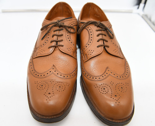 Dapper dresser alert - dresser, alert!
