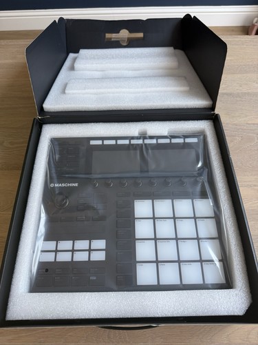 Maschine mk3 - in, box)
