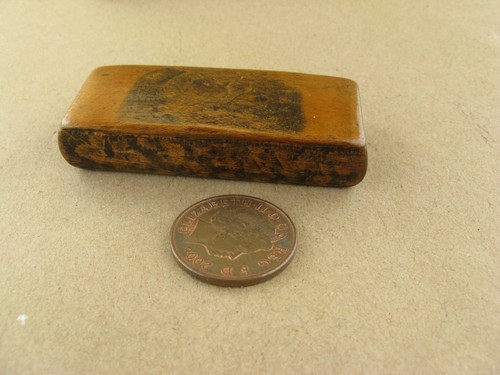 Antique wooden snuff - ,