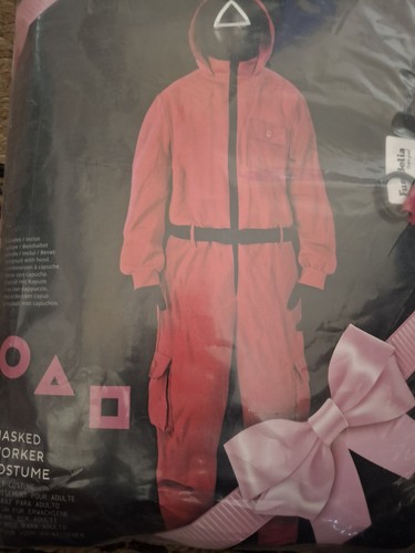 Squid game worker costume - squid,