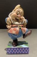 Disney Showcase Traditions Snow White Dwarf Happy - Happy Hop 4049627 Jim Shore