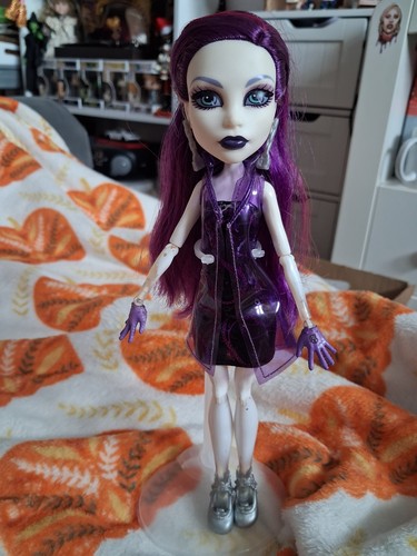 Mattel monster high - monster,