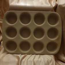 Pampered Chef Muffin Yorkshire