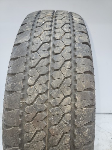 215 75r 16c good tyre - 215,