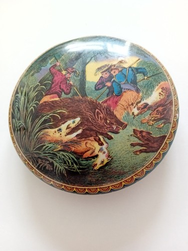 Prattware pot lid - , "the