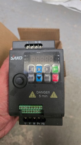 Sako ski780 1d5g 5kw vfd - ski780-1d5g-1,