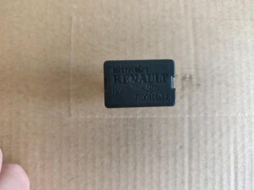 Renault laguna mkii 2004 - 2004, relay