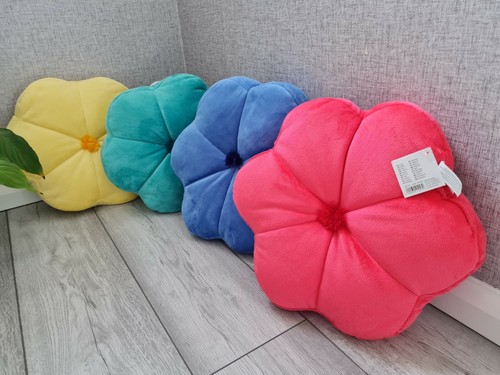 Set flower shaped - of,