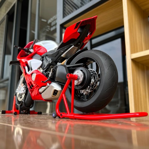 Diecast spray ducati v4 - 1:6,