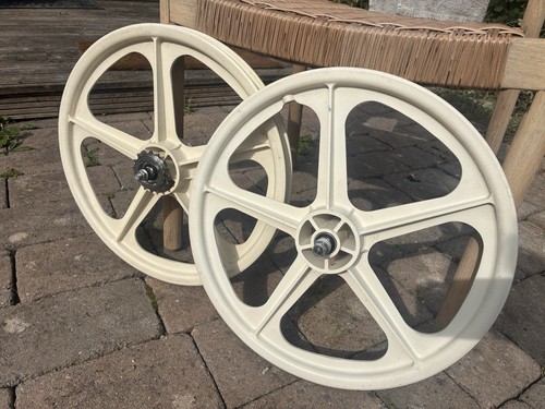 Skyway white tuff mag - white,