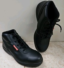 BNWOT Royal Mail Ladies Size