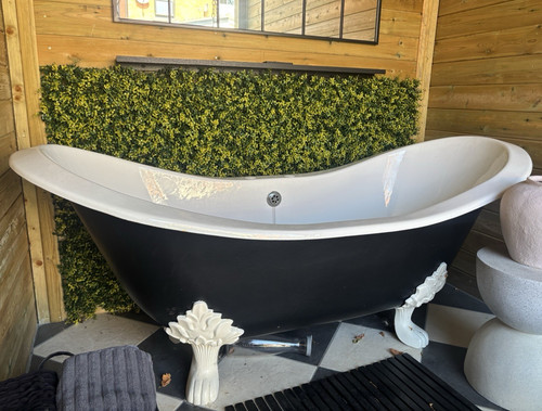 Freestanding roll top metal - roll,