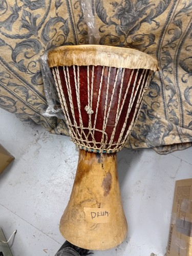 African djembe drum doesn't