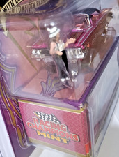 1:64 LOWRIDERS COMPLETELY OUT