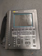 Tektronix TekScope THS720 100 MHz, 500MS, 2Ch Digital Handheld Oscilloscope 