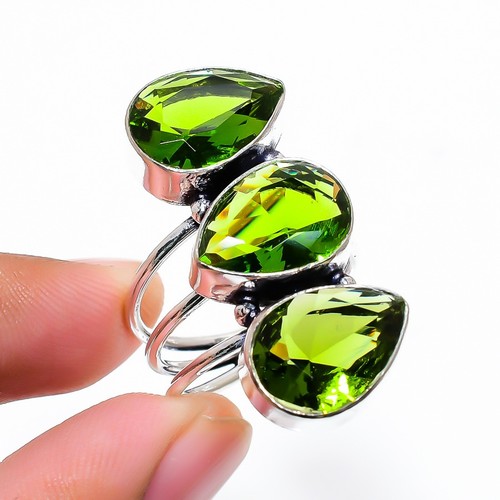 Green peridot gemstone - peridot,