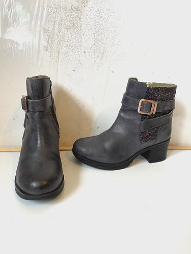 Moshulu heels leather boots - heels,