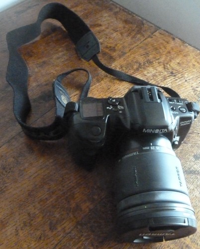 Minolta dynax 500si with - minolta,